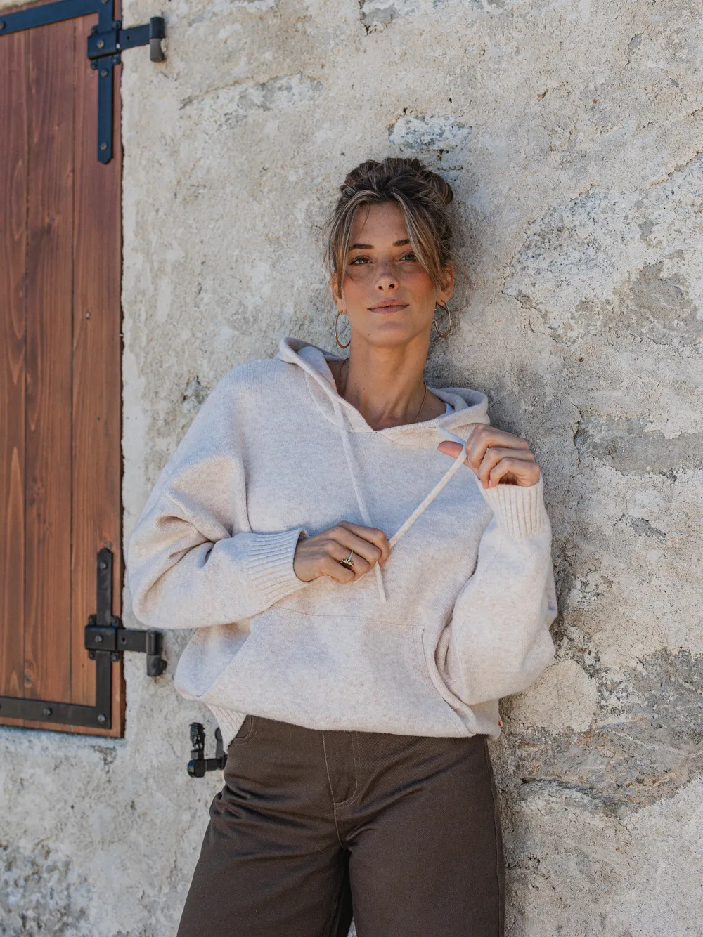 Creme Knit Oversized Hoodie - Image 3