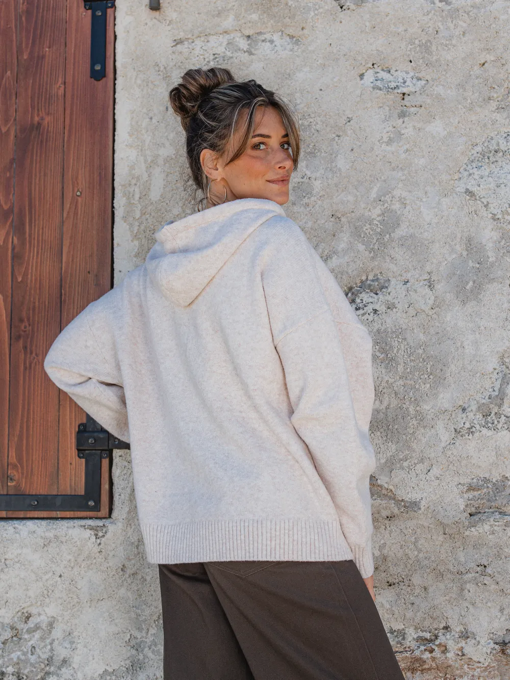 Creme Knit Oversized Hoodie - Image 5