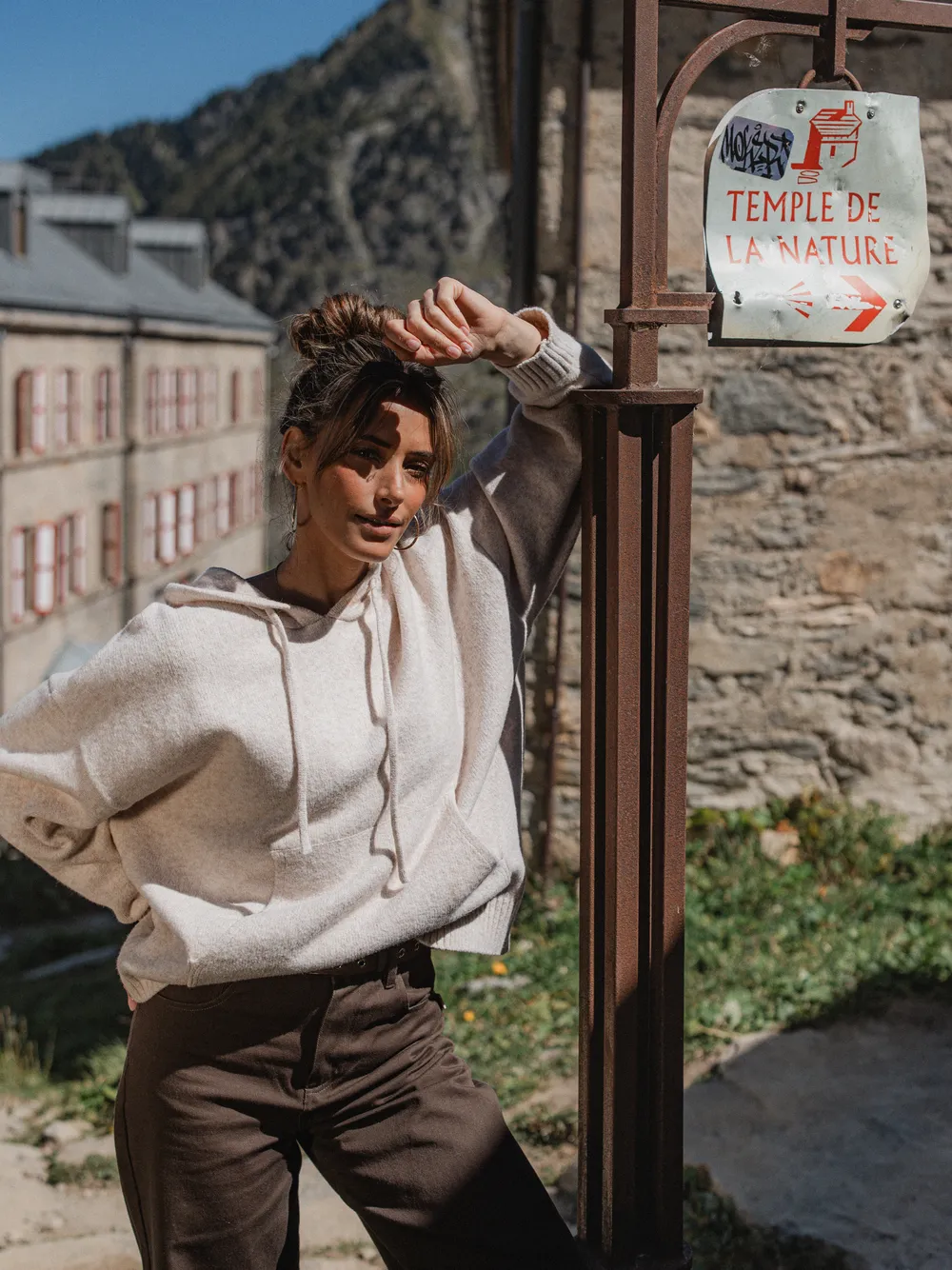 Creme Knit Oversized Hoodie - Image 6