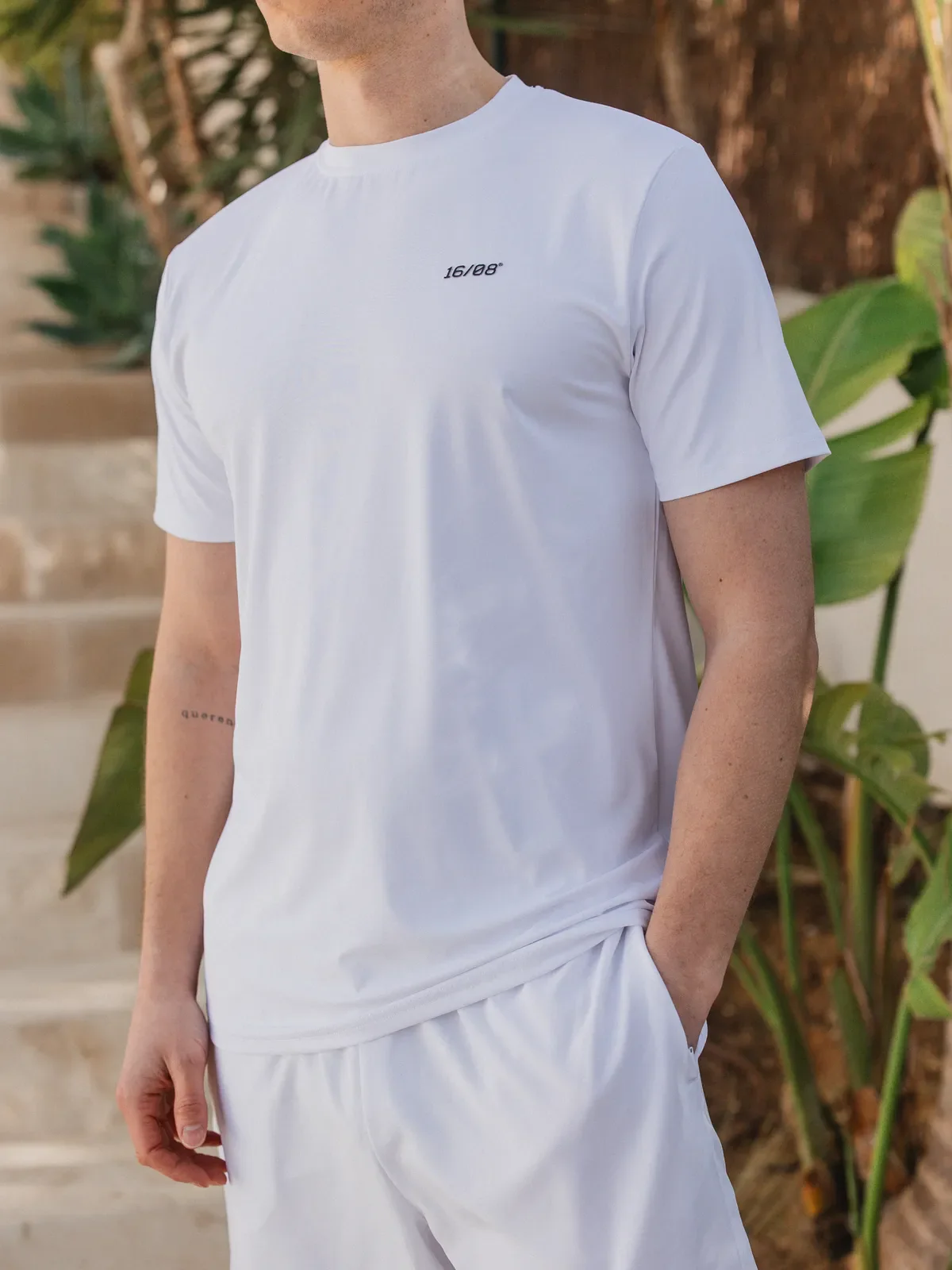 White Basic Sport T-shirt - Image 7
